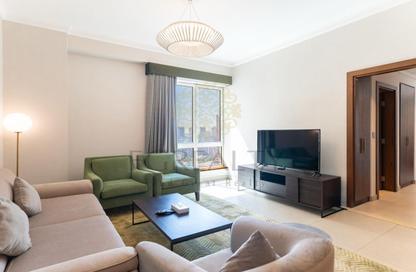 Apartment - 1 Bedroom - 2 Bathrooms for sale in Viva East - Viva Bahriyah - The Pearl Island - Doha
