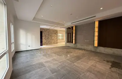 Villa - 7 Bedrooms for rent in Al Ebb - Al Kheesa - Umm Salal Mohammed