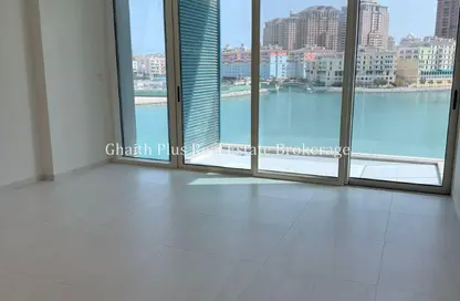 Apartment - 1 Bedroom - 2 Bathrooms for rent in Gewan Island - The Pearl Island - Doha