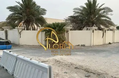 Villa - 6 Bedrooms - 7 Bathrooms for sale in Al Ebb - Al Kheesa - Umm Salal Mohammed