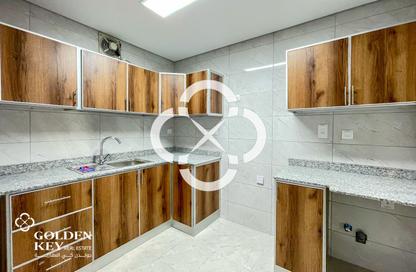 Apartment - 2 Bedrooms - 3 Bathrooms for rent in Musheireb Apartments - Musheireb - Doha