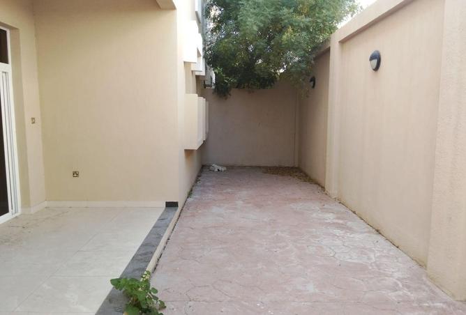 1025711 - Property Image 3