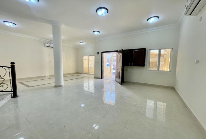 52133357 - Property Image 3