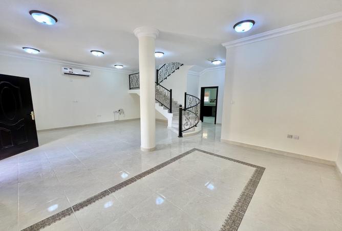 52133357 - Property Image 2