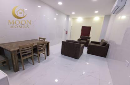 Apartment - 1 Bedroom - 1 Bathroom for rent in Umm Ghuwailina 4 - Umm Ghuwailina - Doha