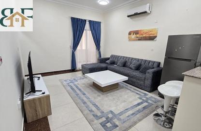 Apartment - 2 - 2 for rent in Al Mansoura - Al Mansoura - Doha