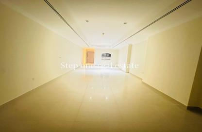 Apartment - Studio - 1 Bathroom for rent in Tower 14 - Porto Arabia - The Pearl Island - Doha