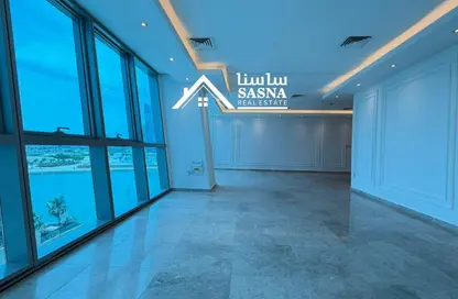 Apartment - 3 Bedrooms - 5 Bathrooms for rent in Zig Zag Tower B - Zig Zag Towers - West Bay - Doha