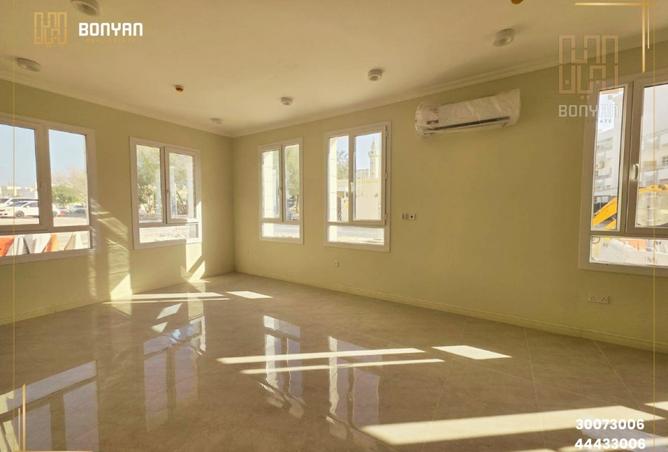 51720312 - Property Image 3