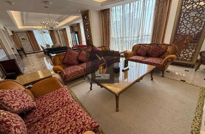 Hotel Apartments - 3 Bedrooms - 4 Bathrooms for rent in West Bay Tower - West Bay - West Bay - Doha