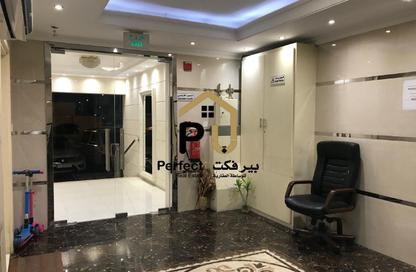 شقة - 2 غرف نوم - 2 حمامات للايجار في مدينة خليفة - الدوحة
