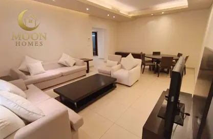 Apartment - 2 Bedrooms - 2 Bathrooms for rent in Al Nasr Street - Al Nasr - Doha