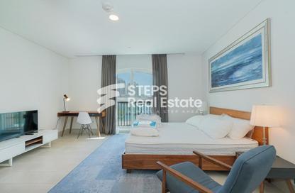 Apartment - 1 Bedroom - 2 Bathrooms for rent in Viva West - Viva Bahriyah - The Pearl Island - Doha