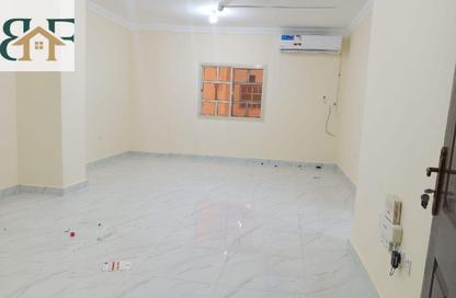 Apartment - 2 - 2 for rent in Al Mansoura - Al Mansoura - Doha