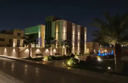 مجمع سكني - 4 غرف نوم - 6 حمامات للايجار في مرموره فيلاز - المعمورة - الدوحة