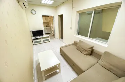 Apartment - 1 Bedroom - 1 Bathroom for rent in Mamoura 18 - Al Maamoura - Doha