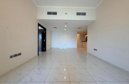 Apartment - 3 Bedrooms - 3 Bathrooms for rent in Viva West - Viva Bahriyah - The Pearl Island - Doha