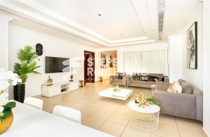 Apartment - 1 - 2 for sale in West Porto Drive - Porto Arabia - The Pearl Island - Doha