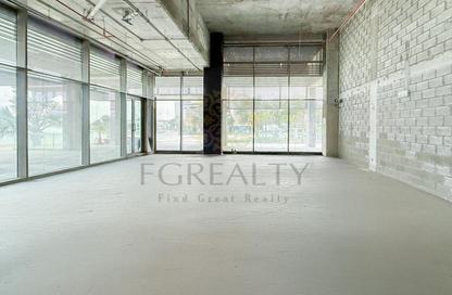 Shop - Studio - 2 Bathrooms for rent in Seef Lusail Tower 1 - Seef Lusail - Lusail City - Lusail