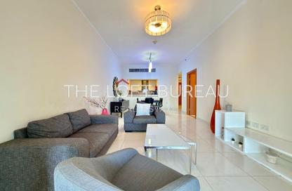 Apartment - 3 Bedrooms - 4 Bathrooms for rent in Viva East - Viva Bahriyah - The Pearl Island - Doha Apartment - 3 Bedrooms - 4 Bathrooms for rent in Viva East - Viva Bahriyah - The Pearl Island - Doha