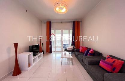 Apartment - 3 Bedrooms - 4 Bathrooms for rent in Viva East - Viva Bahriyah - The Pearl Island - Doha