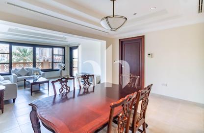 Townhouse - 1 Bedroom - 2 Bathrooms for rent in Porto Arabia Townhouses - Porto Arabia - The Pearl Island - Doha