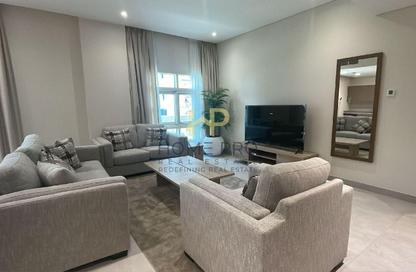Apartment - 3 Bedrooms - 3 Bathrooms for rent in Giardino Apartments - The Pearl Island - Doha Apartment - 3 Bedrooms - 3 Bathrooms for rent in Giardino Apartments - The Pearl Island - Doha