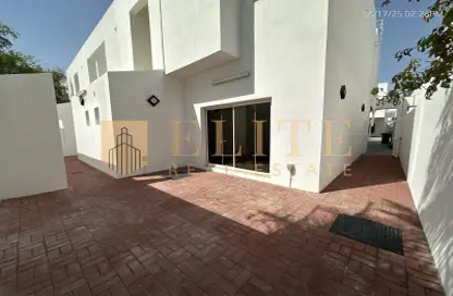 فيلا - 5 غرف نوم - 5 حمامات للايجار في شارع الوعب - الوعب - الدوحة