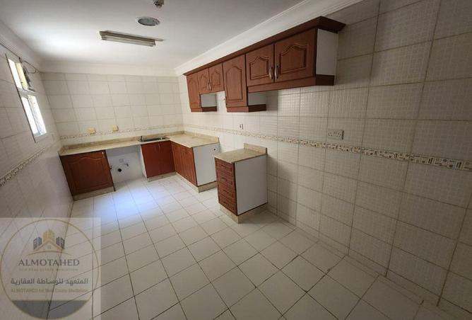 57782924 - Property Image 3