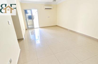 Apartment - 3 - 3 for rent in Jaidah Square - Umm Ghuwalina - Umm Ghuwailina - Doha