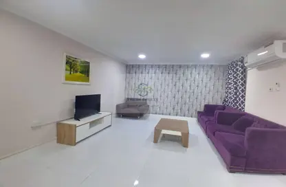 شقة - 2 غرف نوم - 2 حمامات للايجار في سومرست أل منصور - المنصورة - الدوحة