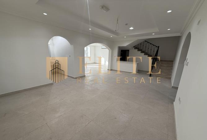 1021454 - Property Image 2