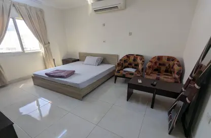Apartment - Studio - 1 Bathroom for rent in Umm Ghuwailina 4 - Umm Ghuwailina - Doha