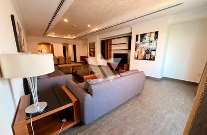 Apartment - 1 Bedroom - 2 Bathrooms for rent in Regency Pearl 2 - Regency Pearl 2 - The Pearl Island - Doha