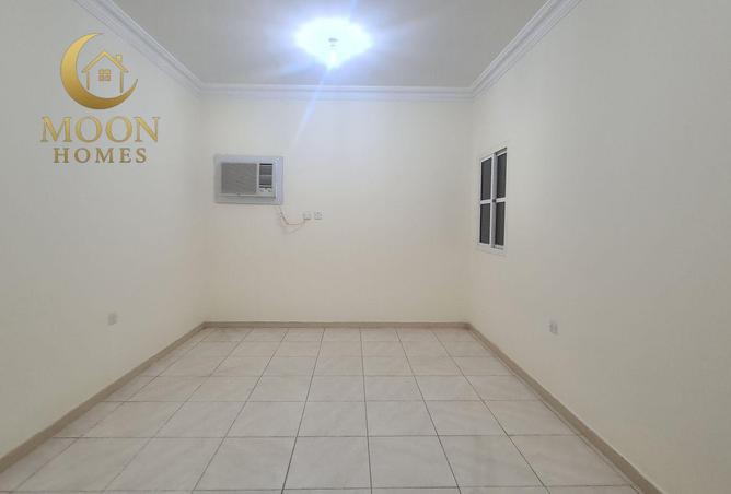 998408 - Property Image 3