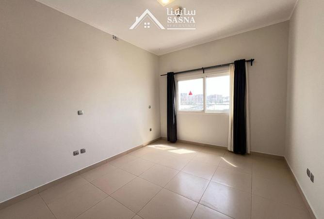 57782487 - Property Image 3