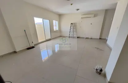 Apartment - 2 Bedrooms - 2 Bathrooms for rent in Al Muntazah Street - Al Muntazah - Doha