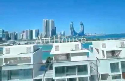 Apartment - 2 Bedrooms - 4 Bathrooms for rent in Gewan Island - The Pearl Island - Doha