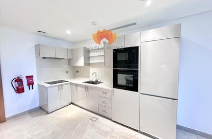 Apartment - 1 Bedroom - 2 Bathrooms for rent in Giardino Gardens - Giardino Villas - The Pearl Island - Doha Apartment - 1 Bedroom - 2 Bathrooms for rent in Giardino Gardens - Giardino Villas - The Pearl Island - Doha