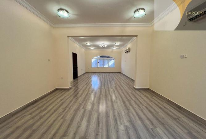 58200882 - Property Image 2