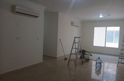Apartment - 3 Bedrooms - 3 Bathrooms for rent in Al Sadd - Al Sadd - Doha