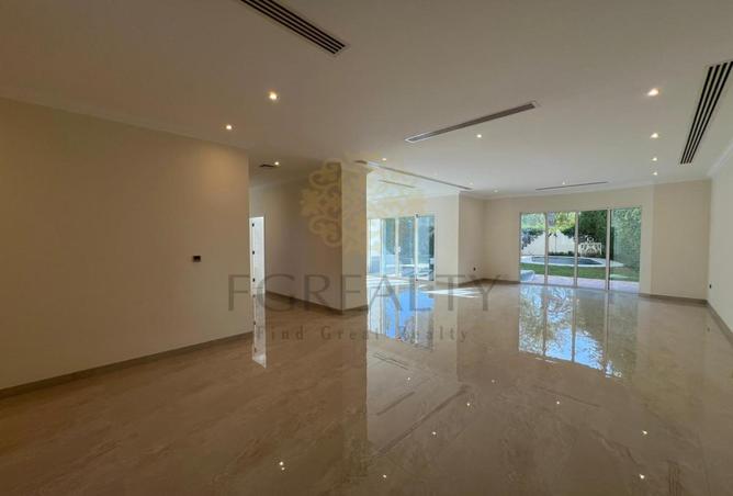 53144194 - Property Image 2