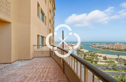 Apartment - 1 Bedroom - 2 Bathrooms for rent in East Porto Drive - Porto Arabia - The Pearl Island - Doha Apartment - 1 Bedroom - 2 Bathrooms for rent in East Porto Drive - Porto Arabia - The Pearl Island - Doha