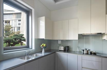 Apartment - 2 Bedrooms - 3 Bathrooms for rent in Banyan Tree Doha - Musheireb - Doha