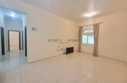 Apartment - 2 Bedrooms - 2 Bathrooms for rent in Bin Omran - Fereej Bin Omran - Doha