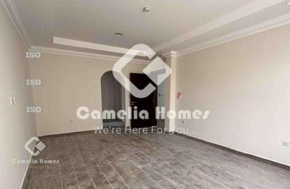 Compound - 5 Bedrooms - 6 Bathrooms for rent in Muraikh - AlMuraikh - Doha