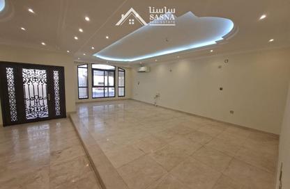 Villa - 6 Bedrooms - 6 Bathrooms for rent in Madinat Khalifa South - Madinat Khalifa - Doha