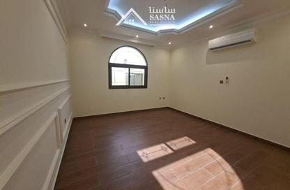 Villa - 6 Bedrooms - 6 Bathrooms for rent in Madinat Khalifa South - Madinat Khalifa - Doha