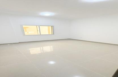 Apartment - 2 - 2 for rent in Salaja Street - Doha Al Jadeed - Doha Apartment - 2 - 2 for rent in Salaja Street - Doha Al Jadeed - Doha