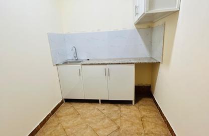 Apartment - Studio - 1 Bathroom for rent in Bin Omran 46 - Fereej Bin Omran - Doha